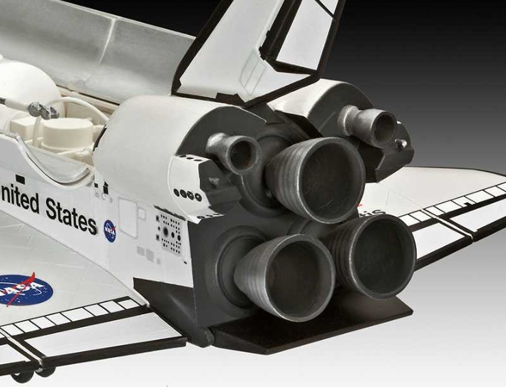 Plastic ModelKit vesmír 04544 - Space Shuttle Atlantis (1:144)