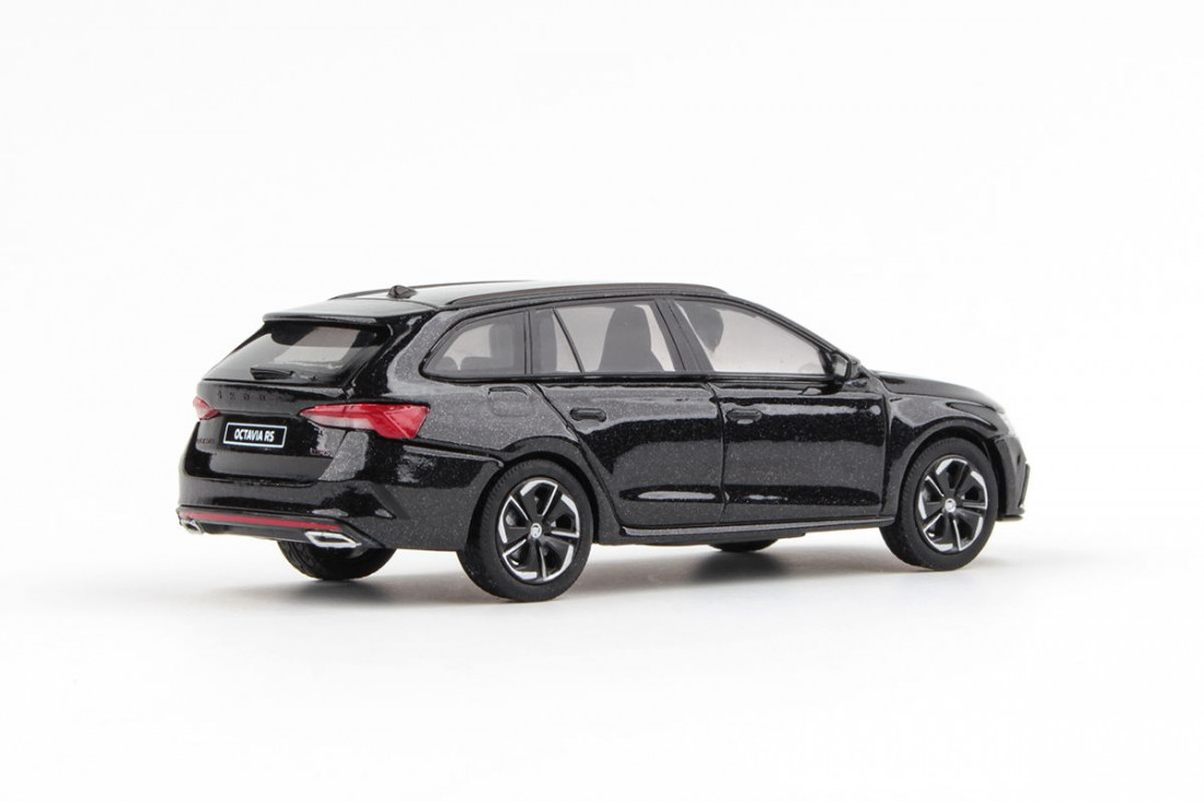 Abrex Škoda Octavia IV Combi RS (2020) Černá Magic Metalíza 1:43