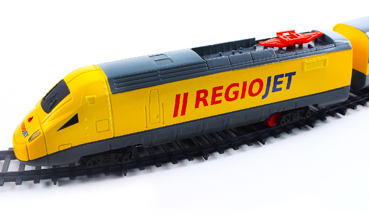 Vlak RegioJet se zvukem a světlem