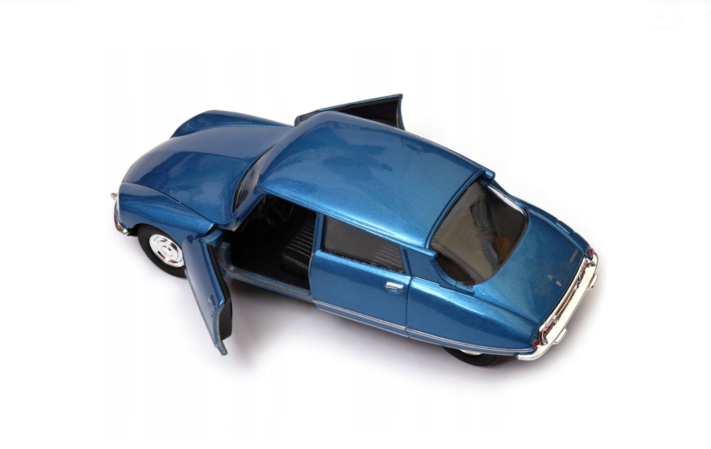 Welly Citroen 1973 DS 23, Modrý 1:36