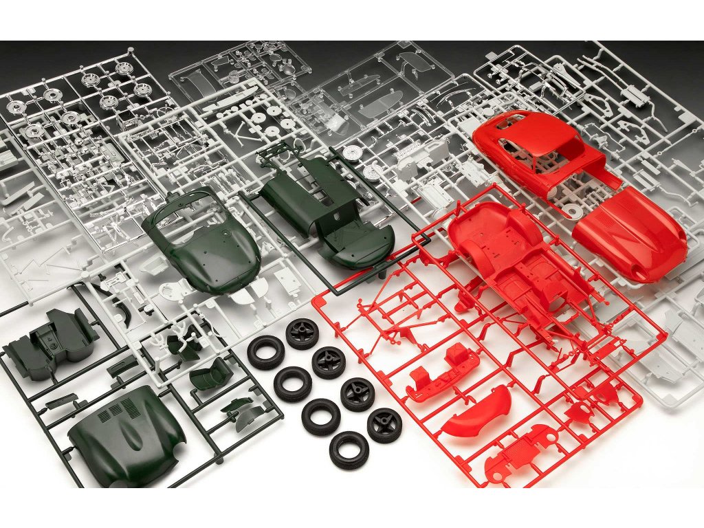 Revell Gift-Set auta 05667 - 100 Years Jaguar (1:24)