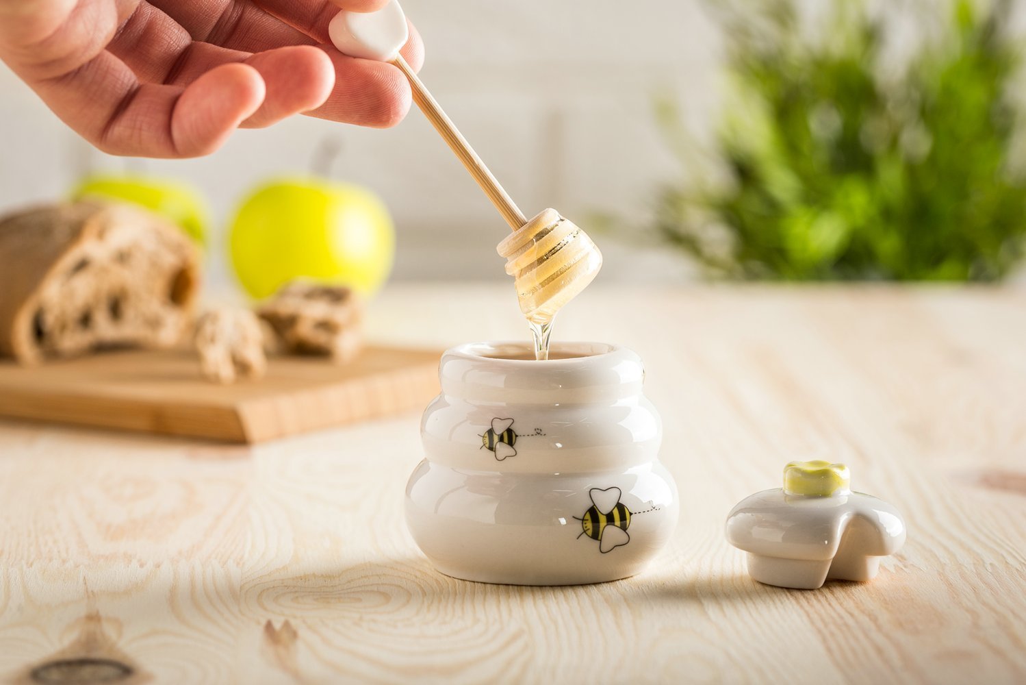 Porcelánová nádoba na med
