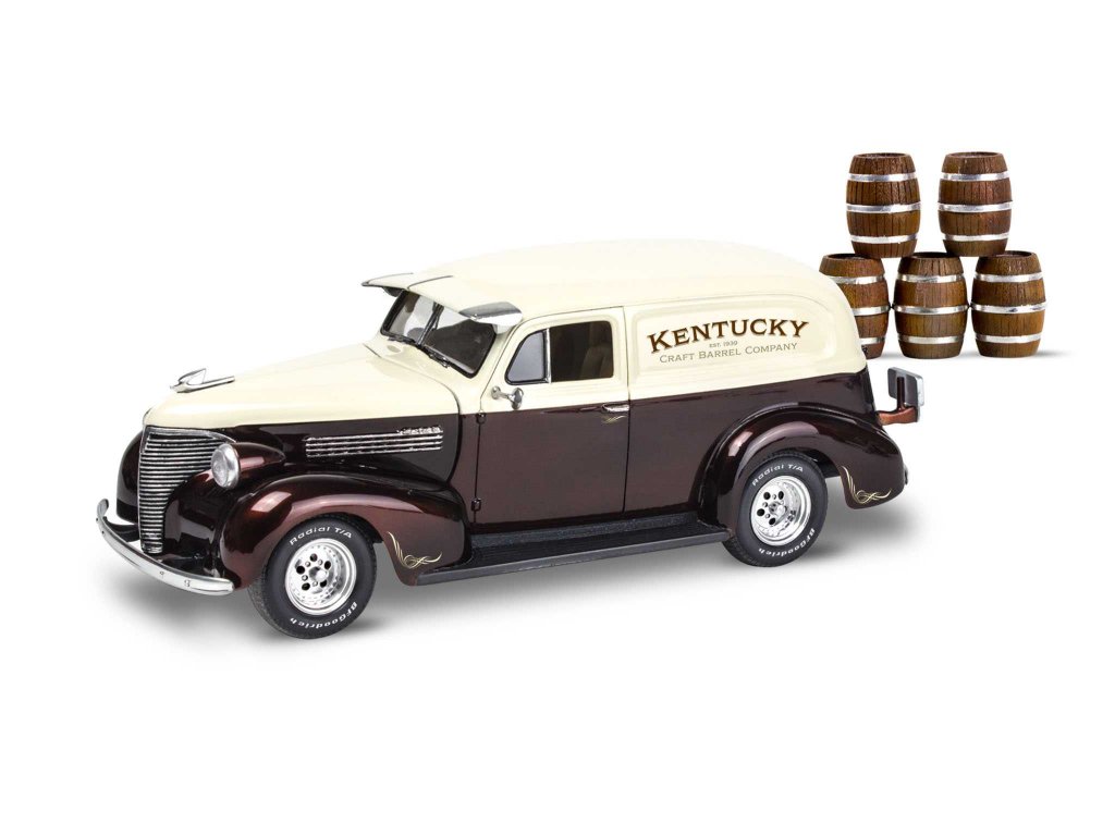 Revell ModelKit MONOGRAM auto 1939 Chevy Sedan Delivery (1:24)
