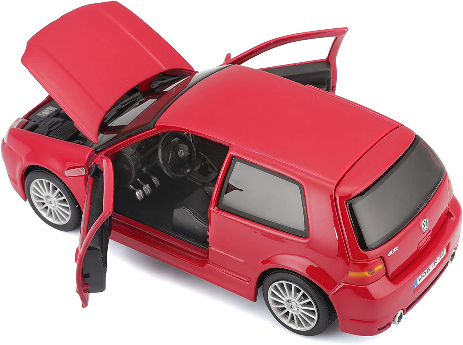 Maisto VW Golf R32 červený 1:24