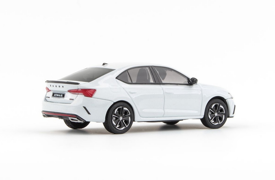 Abrex Škoda Octavia IV RS (2020) Bílá Moon Metalíza 1:43