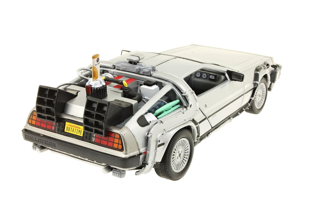 Welly DeLorean DMC-12, Back to the Future II. 1:24