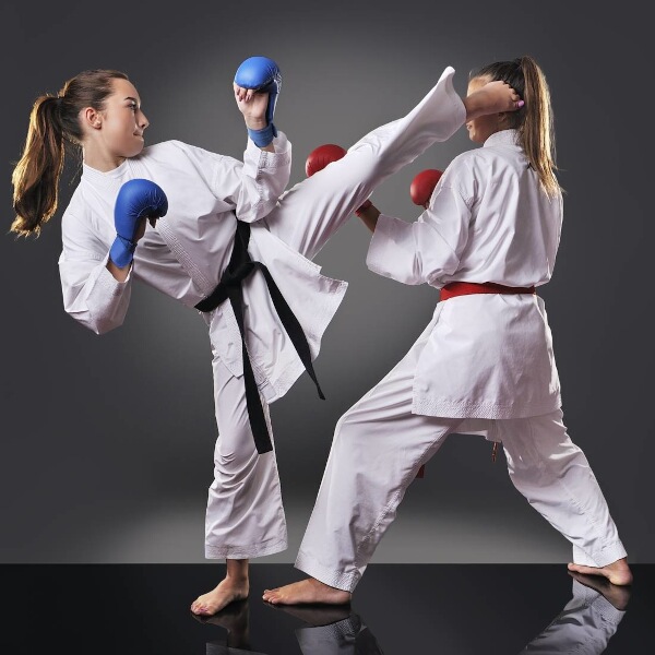 Rukavice na karate DBX BUSHIDO DBX-KM modré, vel. M
