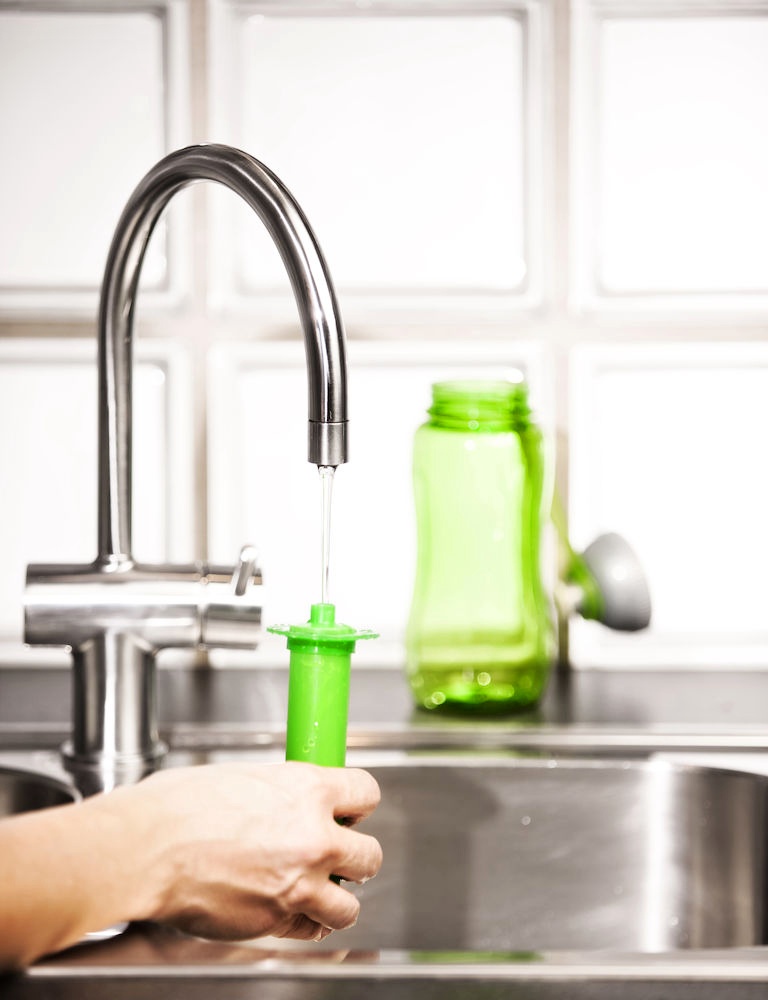 Samochladící láhev SAGAFORM Self-Cooling Bottle, Zelená 520 ml.
