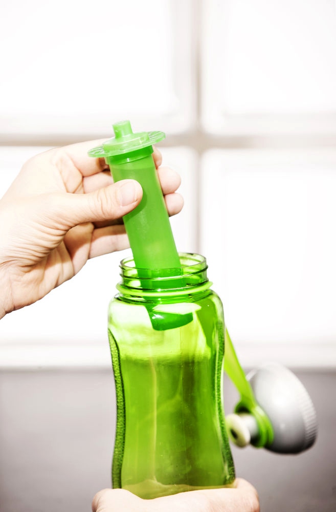 Samochladící láhev SAGAFORM Self-Cooling Bottle, Zelená 520 ml.