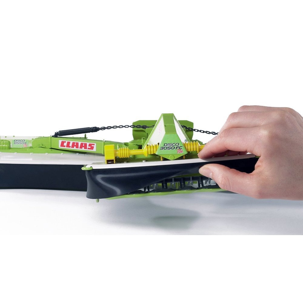 Bruder 2218 Sekačka Claas 8550C přední trojdílná