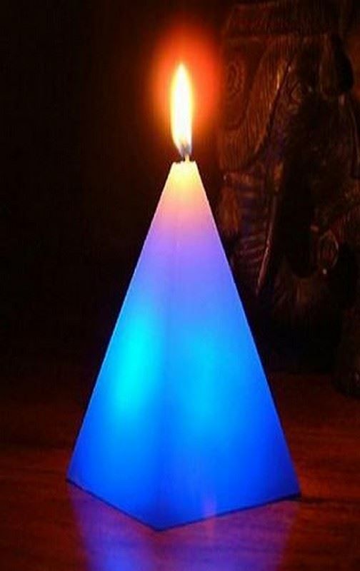 Kouzelná svíčka, Čtyřstěnná pyramida