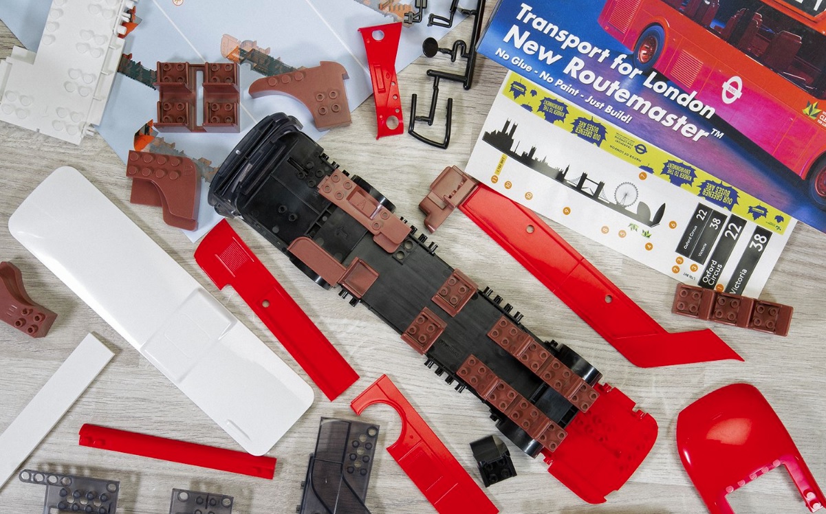 Airfix J6050 QUICK BUILD Transport for London New Routemaster