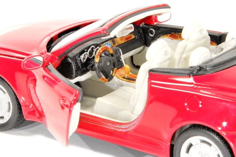 Welly Lexus SC430 červený 1:24