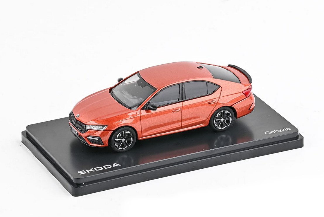 Abrex Škoda Octavia IV RS (2020) Oranžová Tangerine Metalíza 1:43
