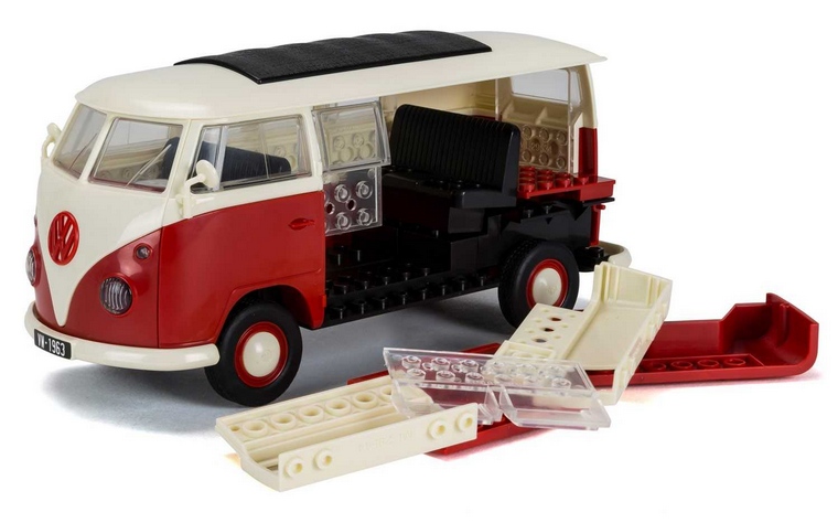 Airfix Quick Bulid J6017 Volkswagen Camper Van, Červený
