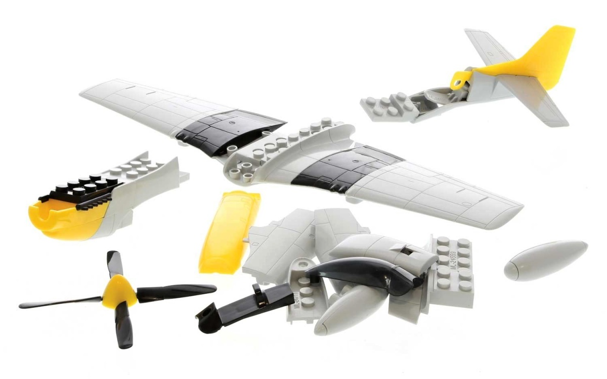 Airfix Quick Bulid J6016 P-51D Mustang