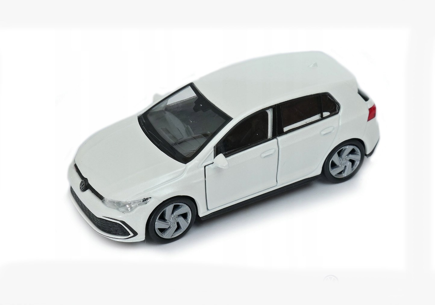 Welly Volkswagen Golf 8 GTi, bílý 1:34-39