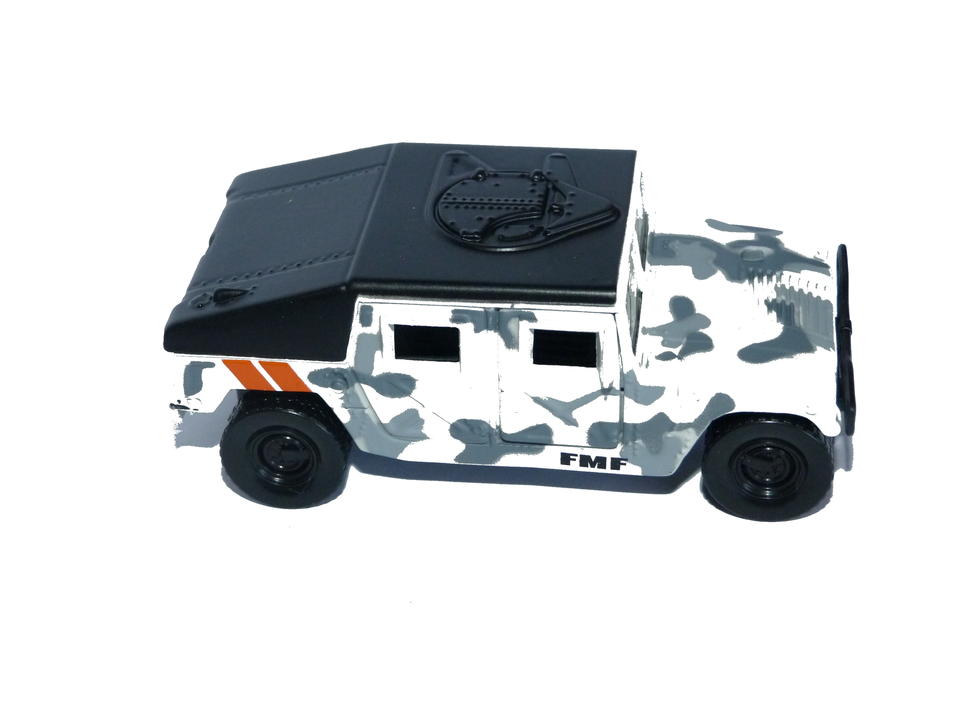 Maisto Military Force Vehicle Humvee White 1:40