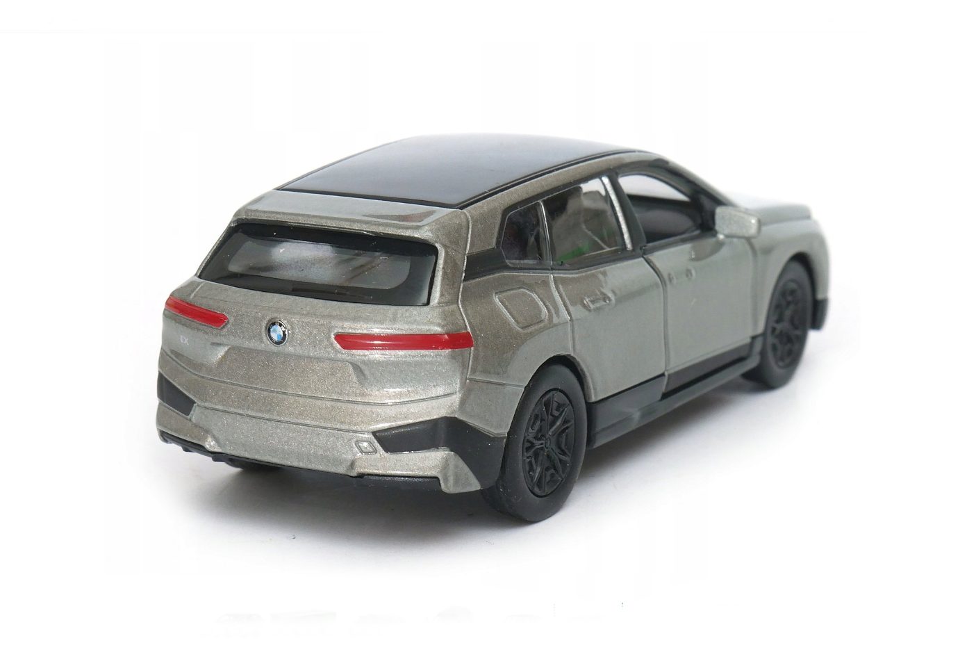 Welly BMW iX (silver) 1:34