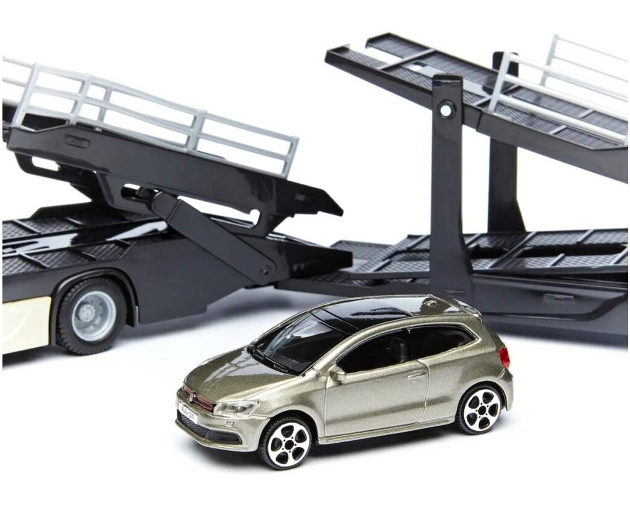 Bburago Mercedes Benz Actros autotransport a VW Polo GTI 1:43