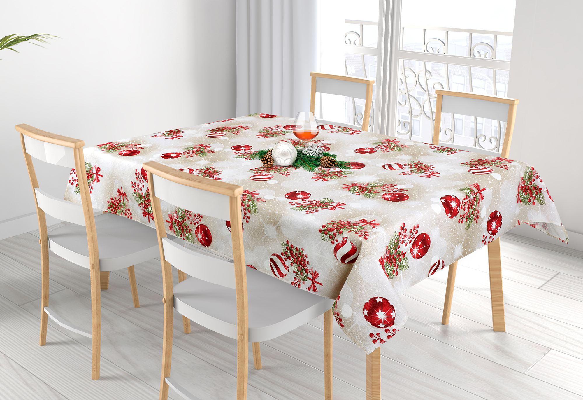 Bellatex Ubrus Vánoční Koule a cesmína - 70x70 cm