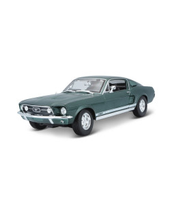 Maisto Ford Mustang Fastback (1967) Zelený 1:18