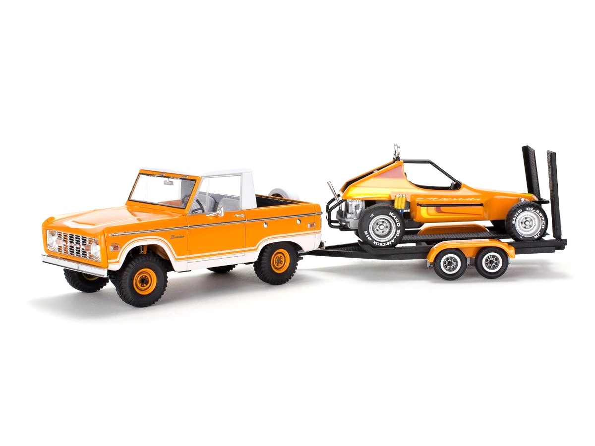 Revell ModelKit MONOGRAM auto 7228 Ford Bronco Half Cab Sandman II (1:25)
