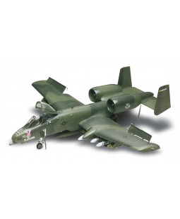 Revell Plastic ModelKit MONOGRAM letadlo 5521 A-10 Warthog™ (1:48)