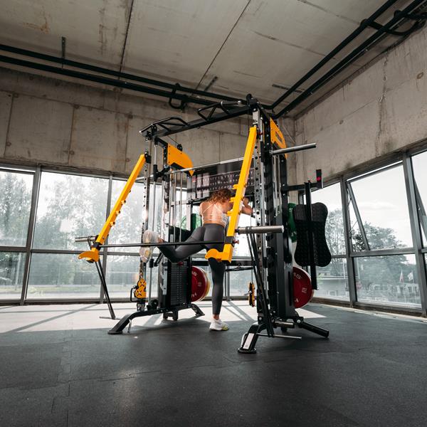 Multipress HMS Cyklon X, Posilovací stroj