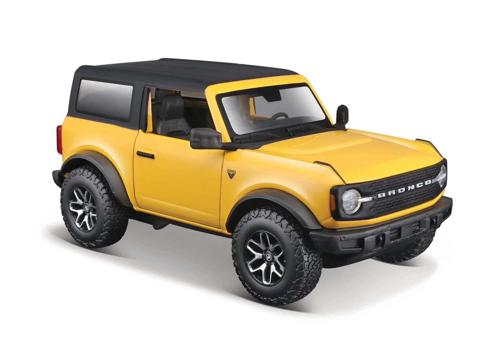 Modely Maisto 1:24