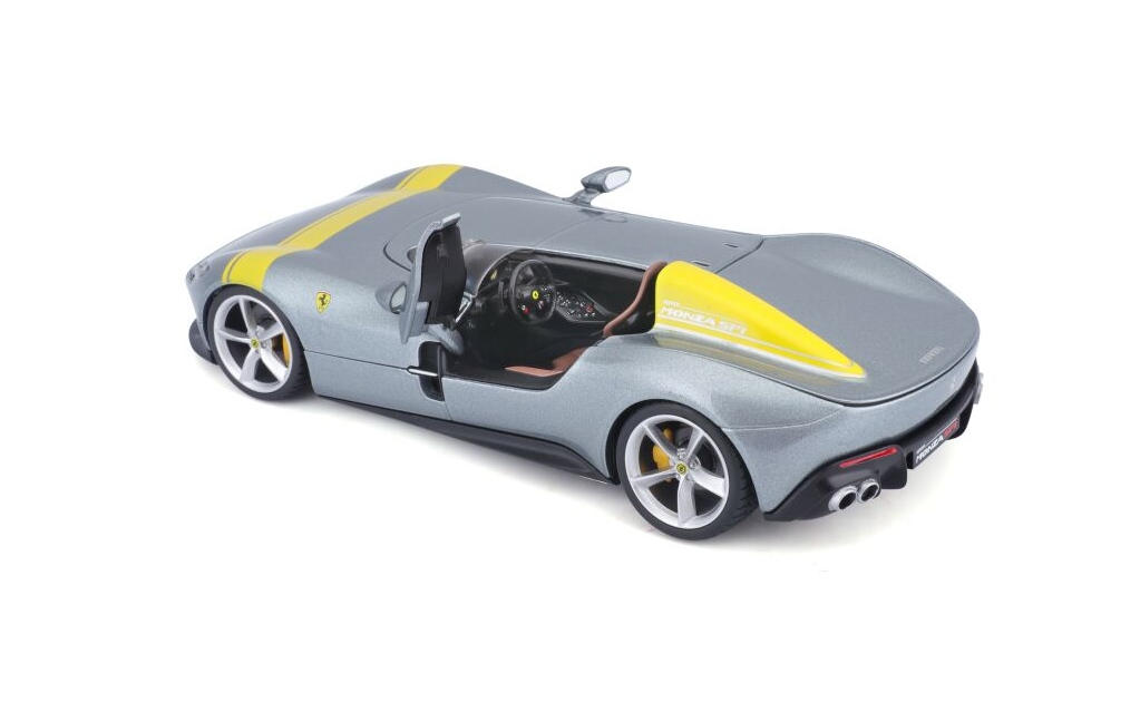 Bburago Ferrari Monza SP1 Silver Blue 1:24