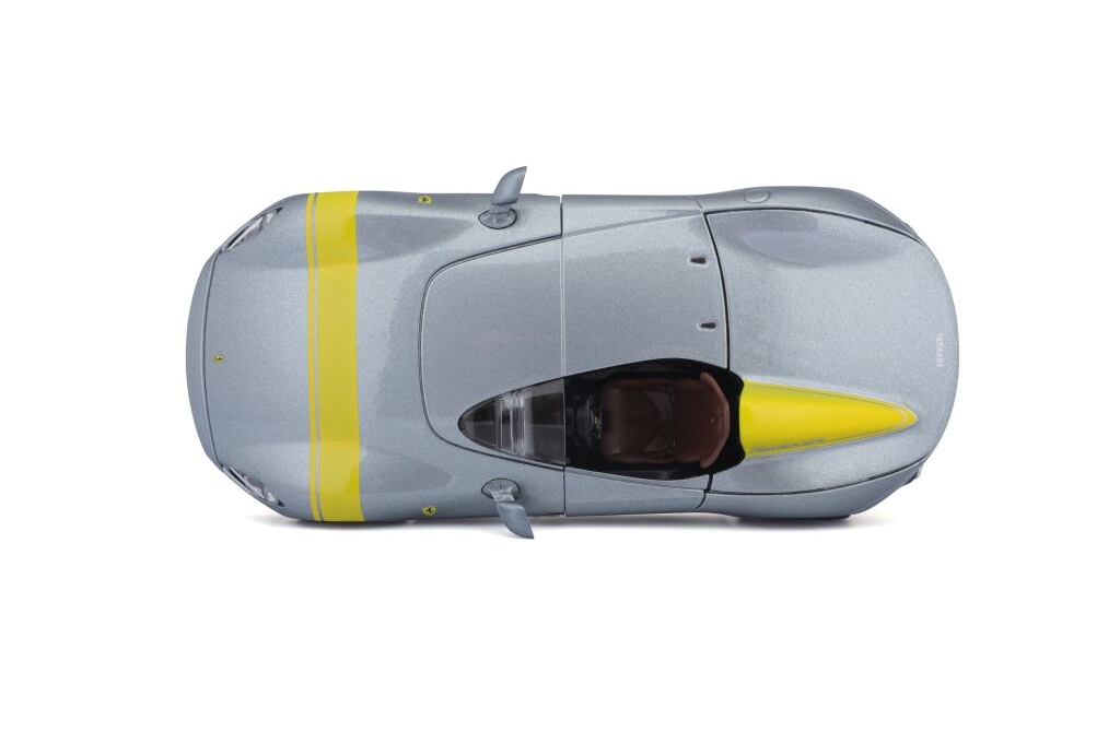 Bburago Ferrari Monza SP1 Silver Blue 1:24