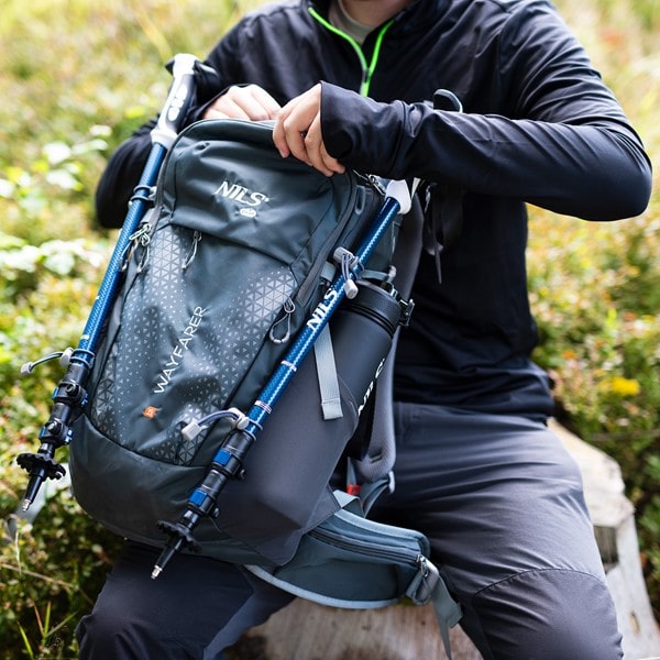 Turistický baton NILS Camp NC1925 Wayfarer, 35 litrů