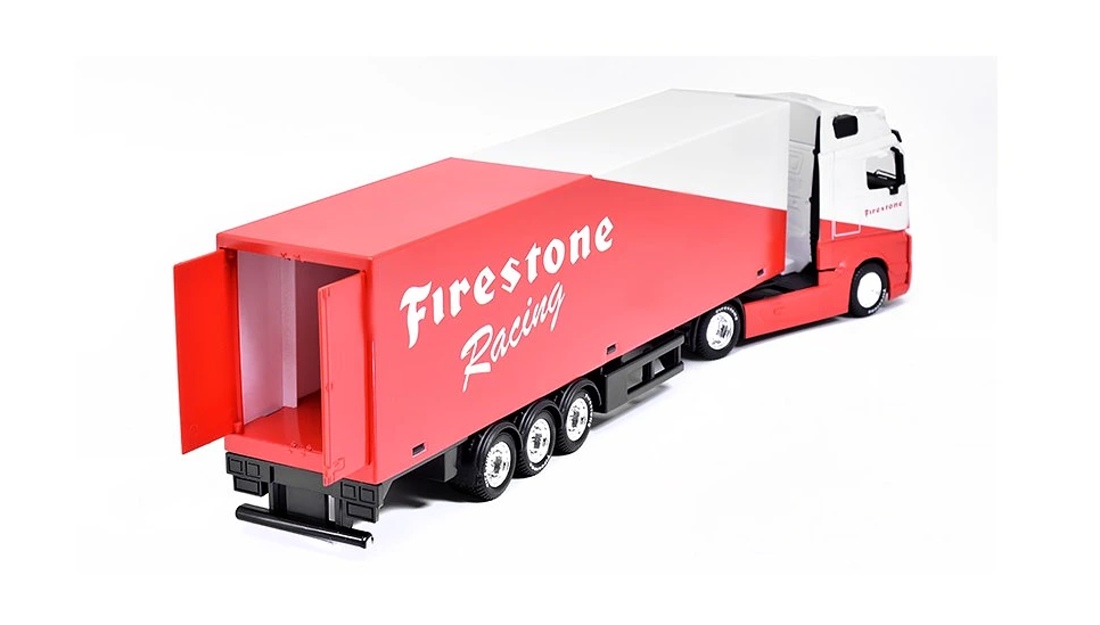 Bburago kamion Mercedes Benz Actros Gigaspace Firestone 1:43