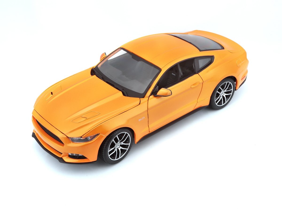 Maisto Ford Mustang 2015 Oranžový 1:18