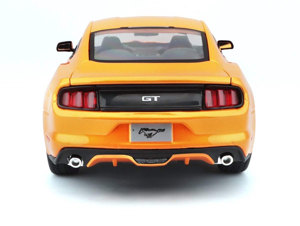 Maisto Ford Mustang 2015 Oranžový 1:18
