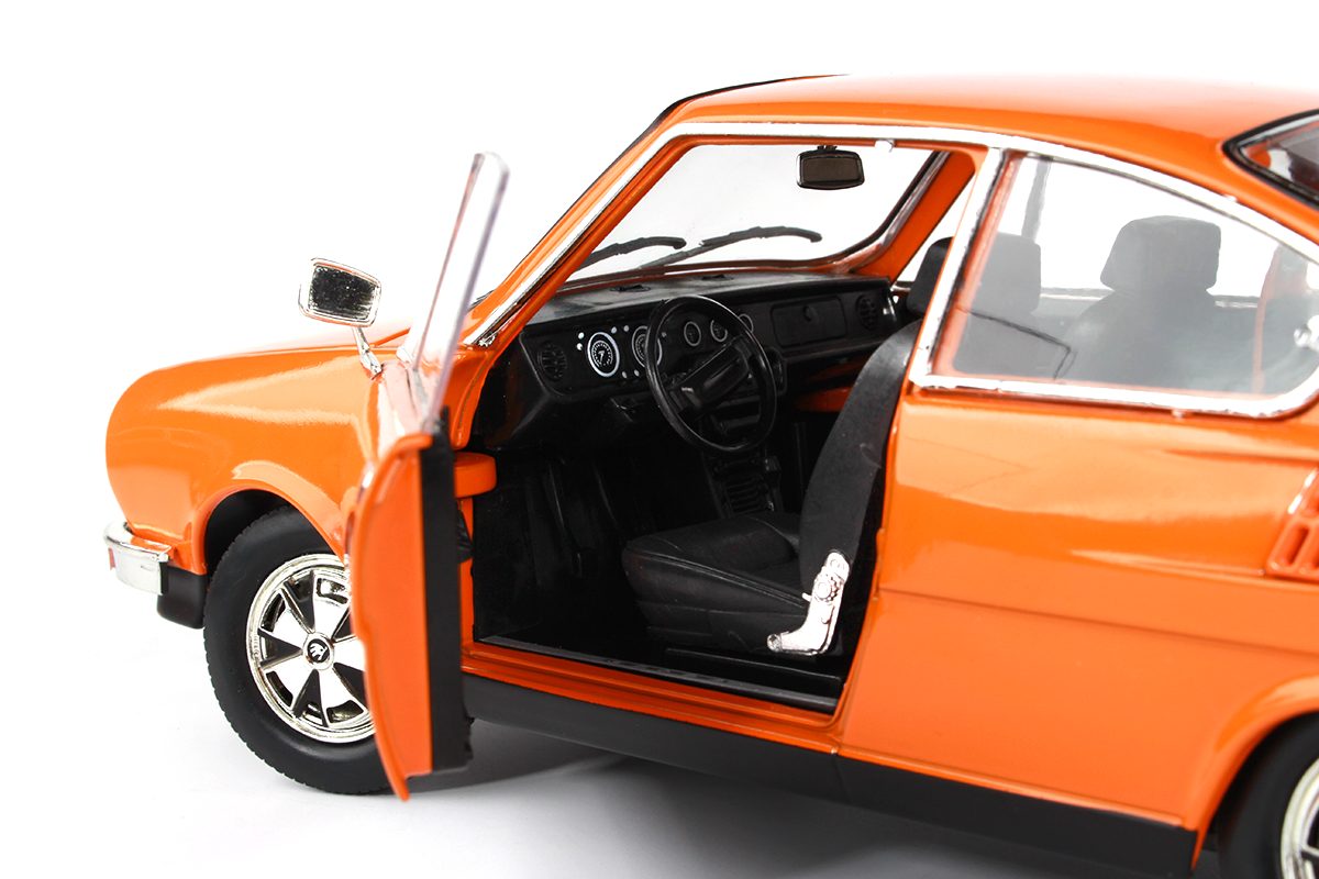 Abrex Škoda 110R Coupé (1980) Oranžová 1:18