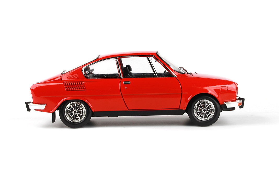 Abrex Škoda 110R Coupé (1980) Červená Závodní 1:18
