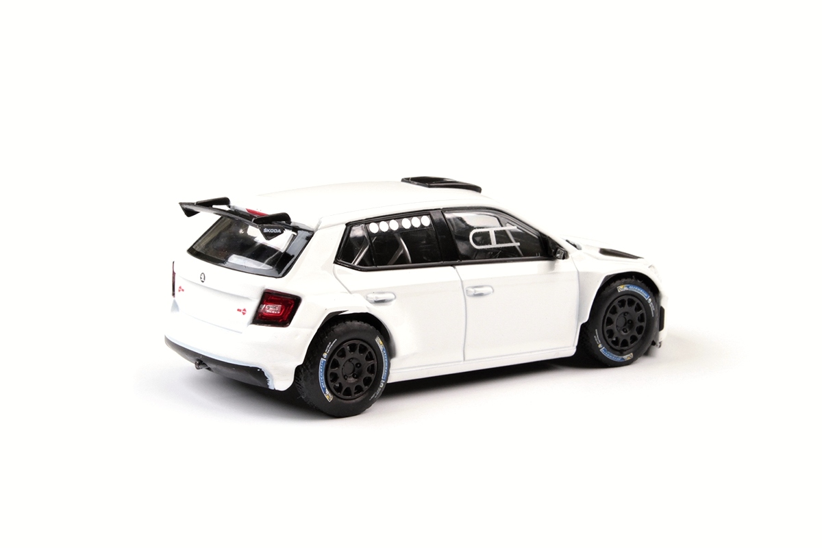 Škoda Fabia III R5 (2015) Šotolinová kola, Bílá 1:43