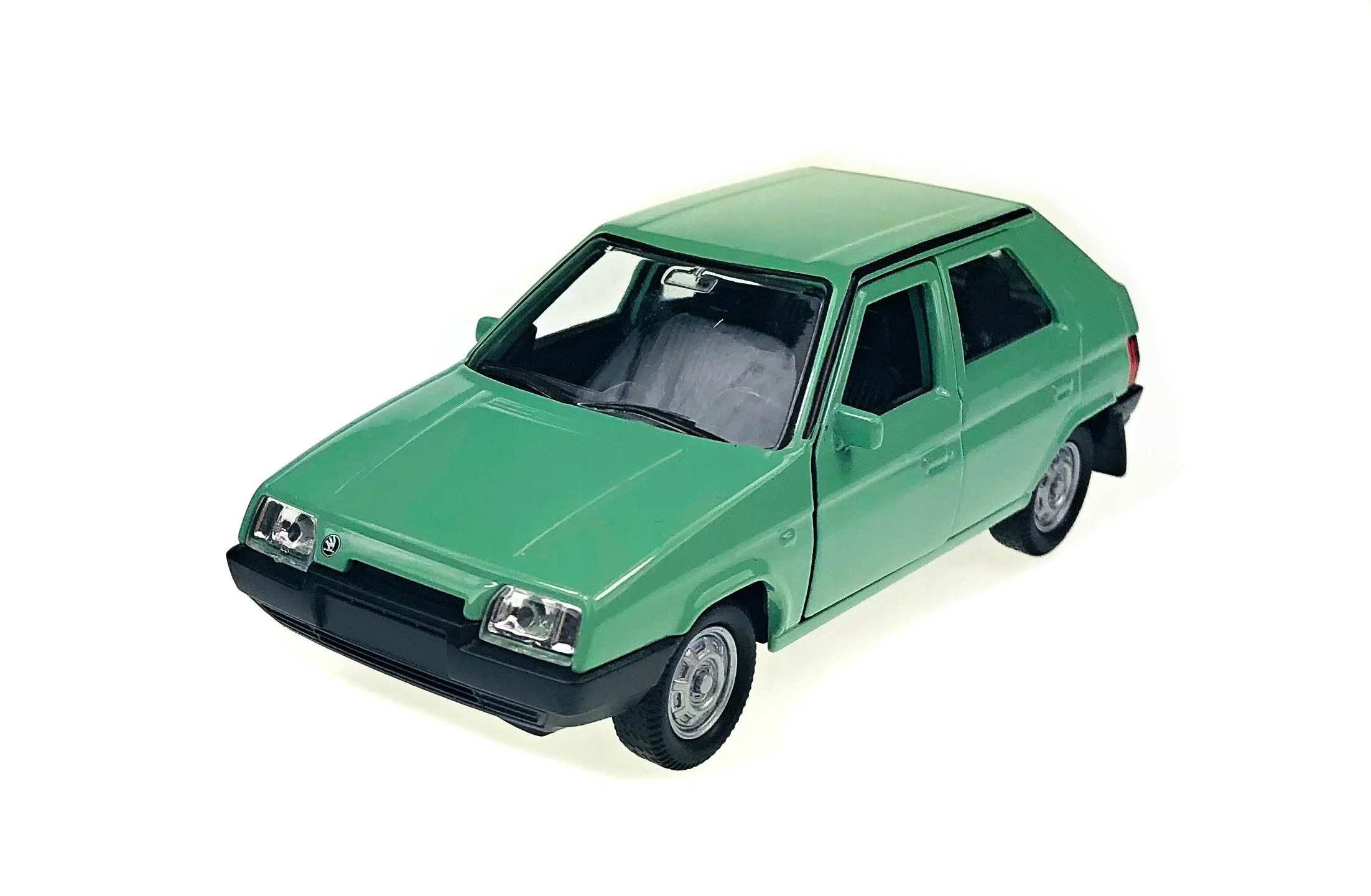 Welly Škoda Favorit Light green 1:38