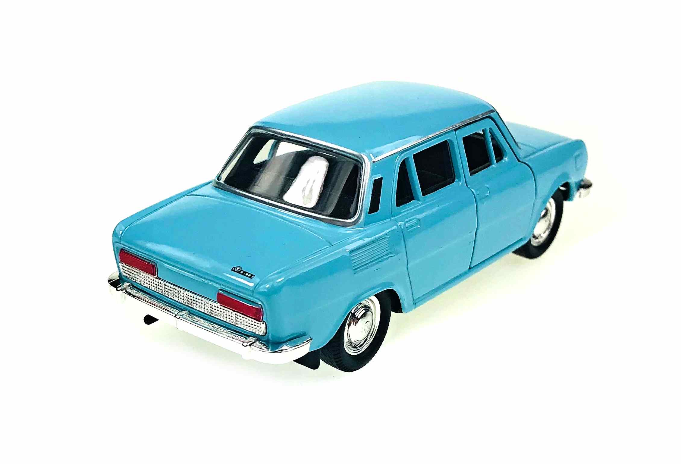 Welly Škoda 100 light blue 1:38
