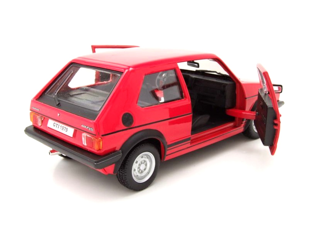 Bburago VW Golf MK1 1974 červený 1:24