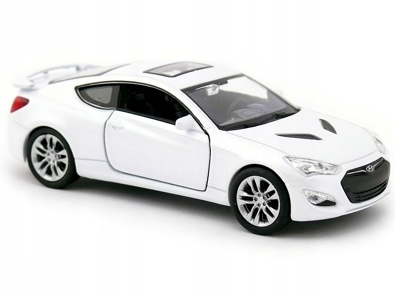 Welly Hyundai Genesis II Coupe, bílé 1:34-39