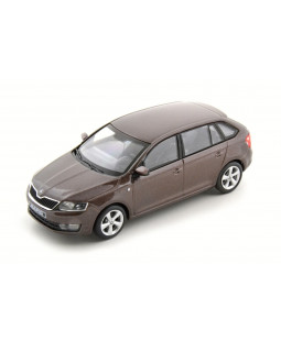 Škoda Rapid Spaceback (2013) Hnědá Topaz Metalíza 1:43