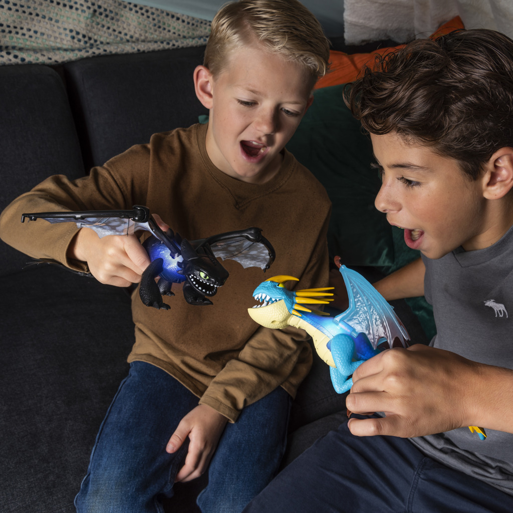 Spin Master Dragons Bezzubka