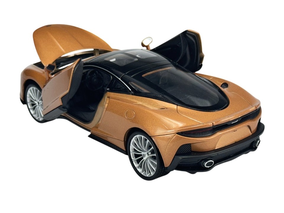 Welly McLaren GT gold 1:24
