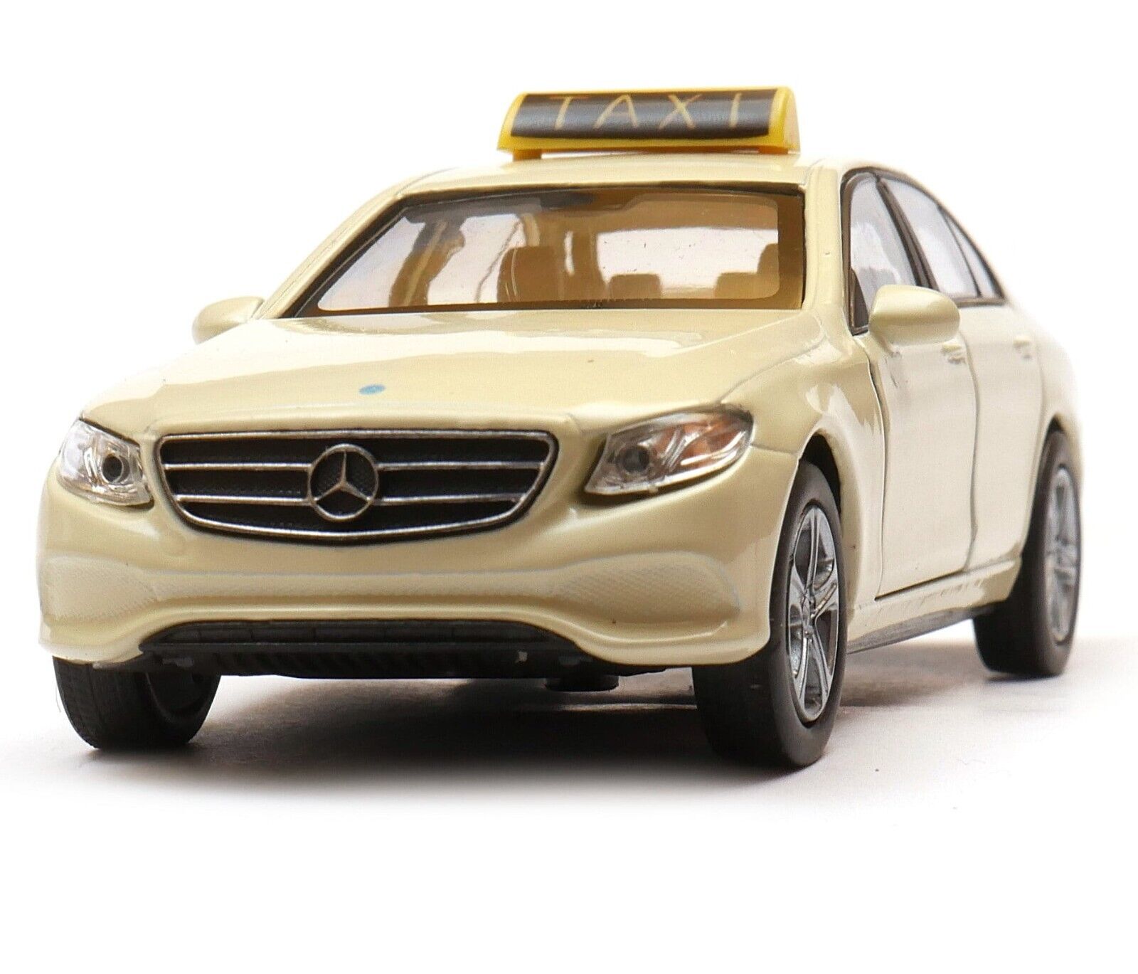 Welly Mercedes Benz 2016 E-Class TAXI cream, 1:34-39