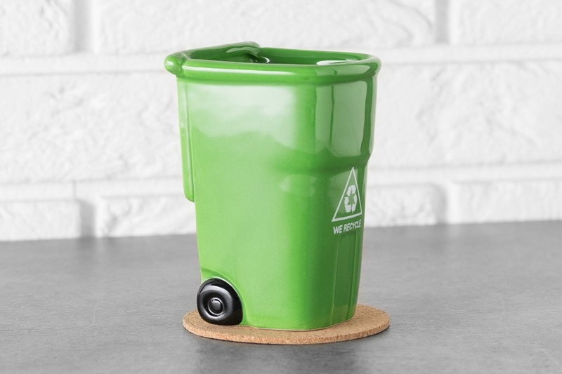 Zelený hrnek - koš pro milovníky recyklace