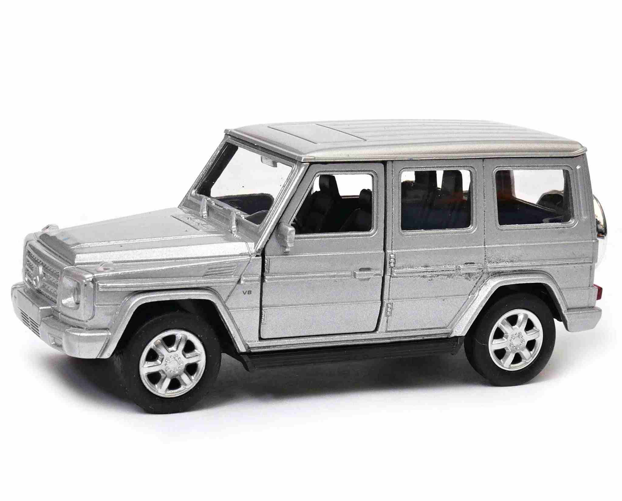Welly Mercedes Benz G-Class, stříbrný, 1:34