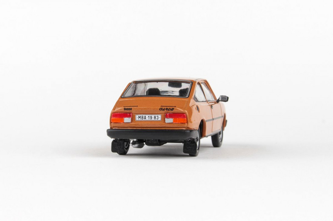 Abrex Škoda Garde (1982) Bronzová Metalíza 1:43